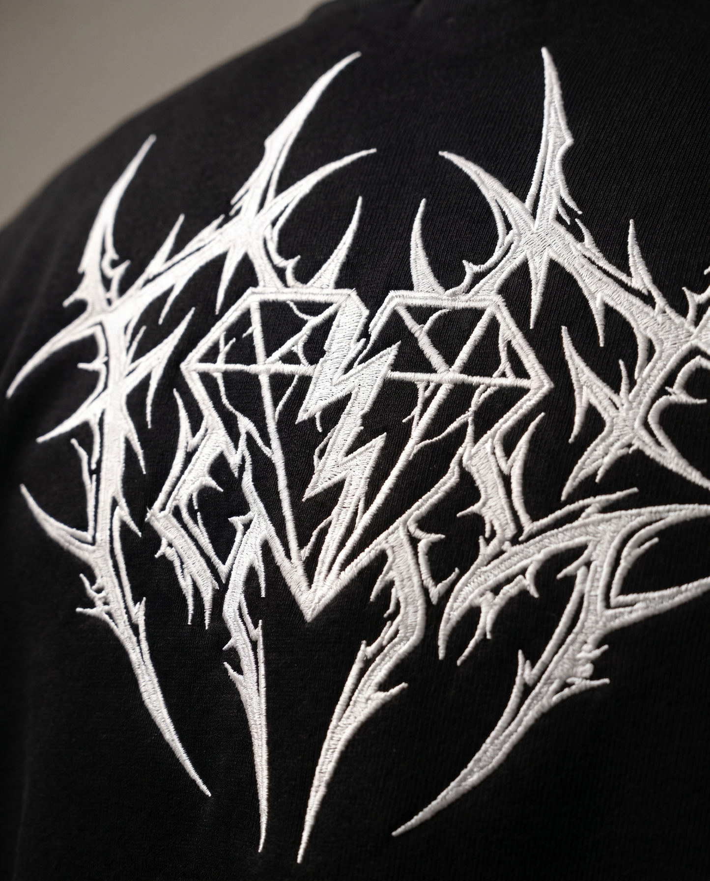 TWH EMBROIDERED BOMBER